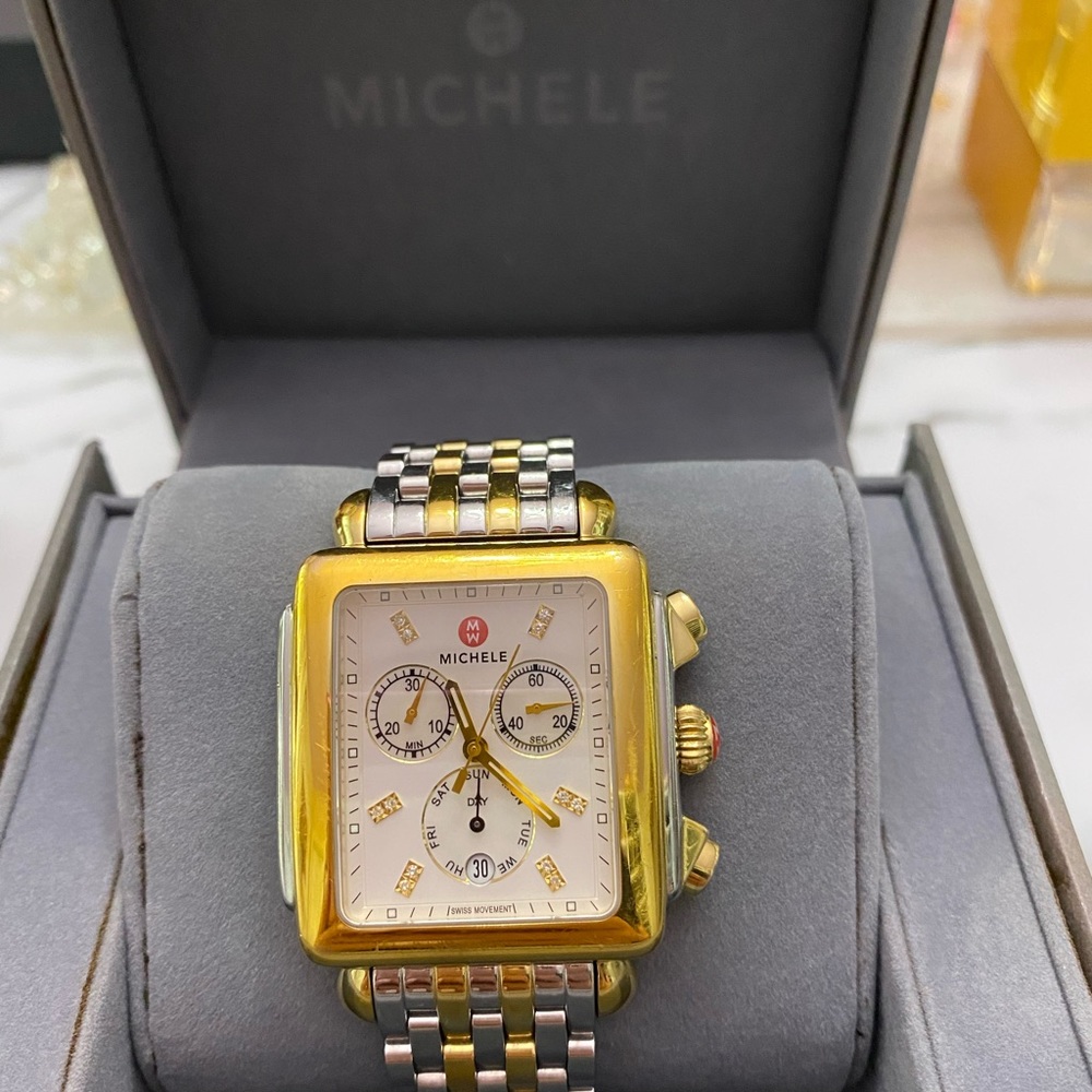 ❌❌SOLD❌❌MICHELE WATCH - Picture 2 of 6